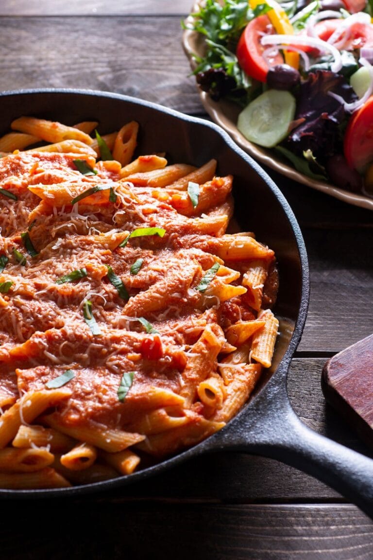 Best Spicy Vodka Sauce Recipe For Your Pasta Dishes